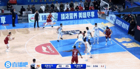 金年会金字招牌信誉至上2+3！周琦强攻得手虽然加罚没有 但北京拼下前场篮板飙中压哨三分