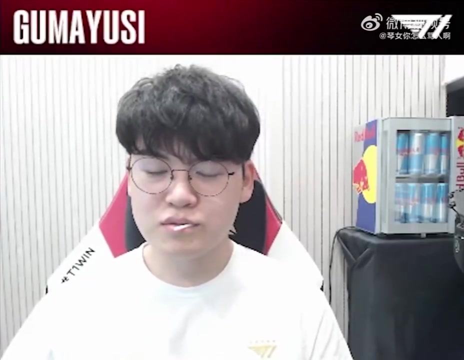 金年会金字招牌信誉至上Gumayusi：打职业前，我曾经考虑过比赛时永远叼着棒棒糖打游戏