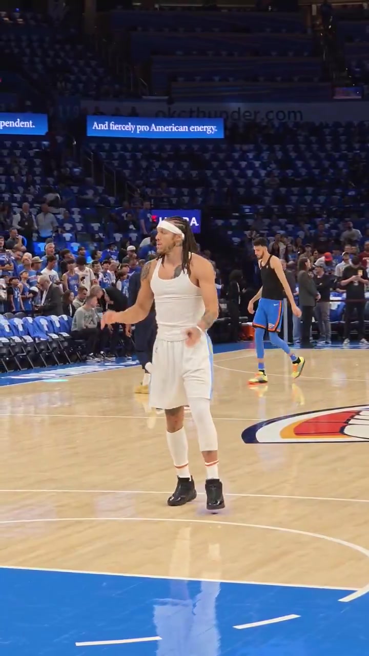 jinnianhui金年会Amick：戈登热身强度为轻量级 未有任何跑动 且没有进行腿筋拉伸